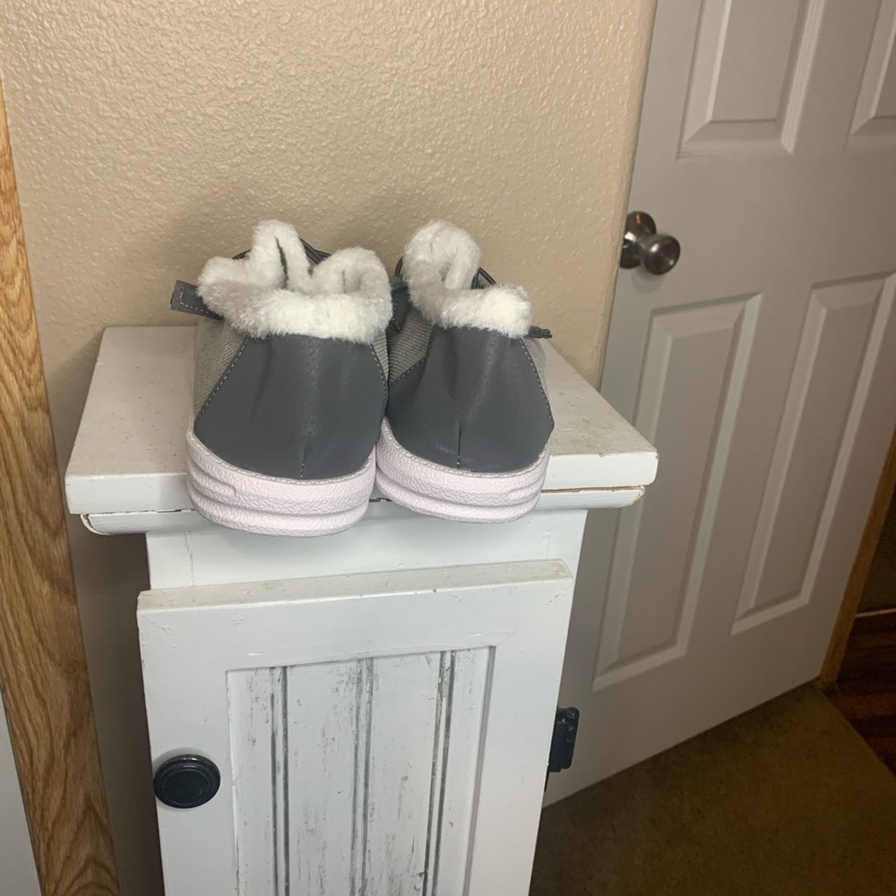GRAY Fleece Lined Casual Shoes - Picture 5 of 7